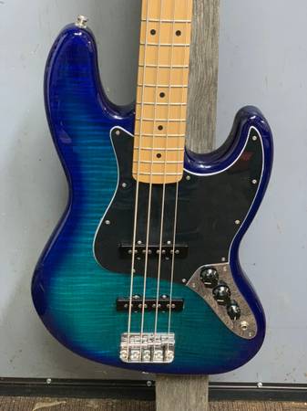 Fender 75th Anniversary Jazz Bass – Blueburst Maple Neck – MIM 2021 1