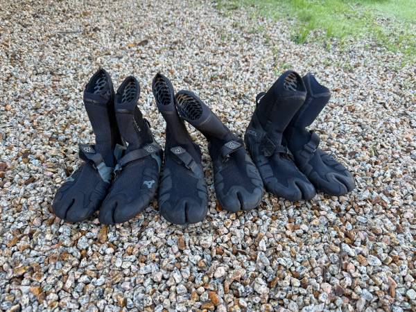 XCEL size 9 booties 1