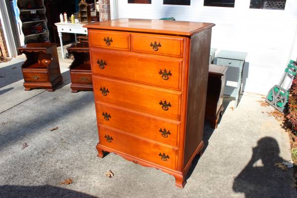 Kling chest of drawers dresser Chester can deliver 1