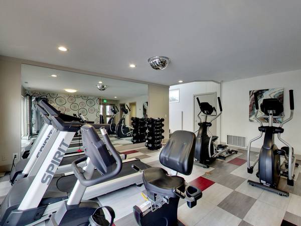$2,039 / 524ft2 - ESTACIONAMIENTO CON COBERTIZO, CENTRO DE FITNESS 24 HORAS, CERCA DE AUTOPISTA Y RUTAS DE AUTOBUSES (hayward / castro valley)63672010935041123