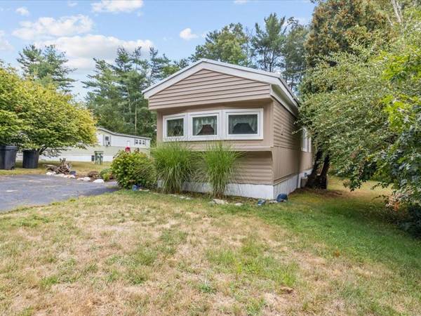 $179,900 / 2br - 780ft2 - Move In Ready Home In Resident Owned 55 Plus Community ! (Halifax)63828337079171121