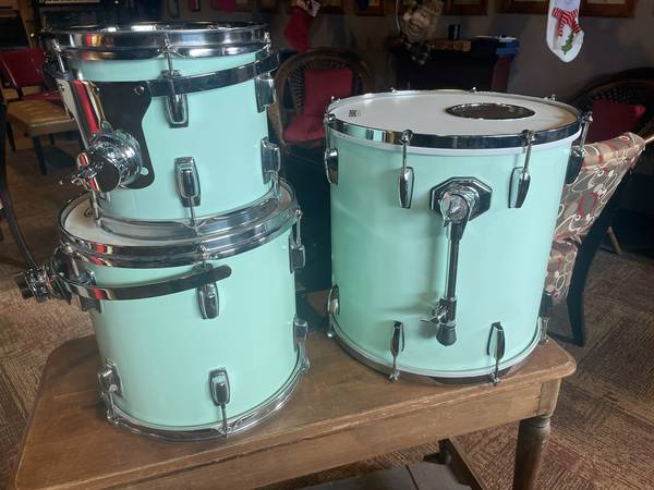 Surf Green Cocktail Kit 1