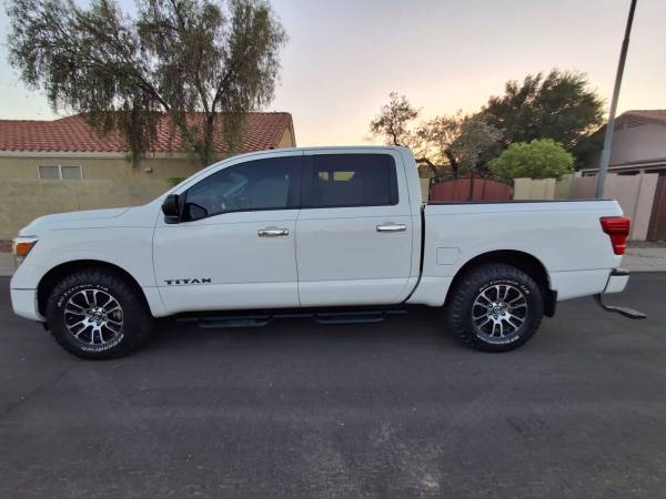 2021 Nissan Titan SV 4x4 - $18,500 (Glendale)63616926875523123