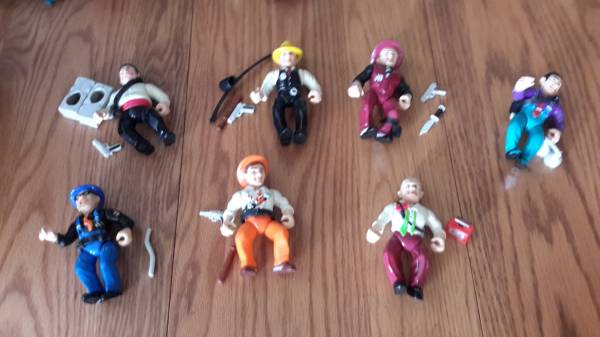 1990 Dick Tracy action figures and magnets 1