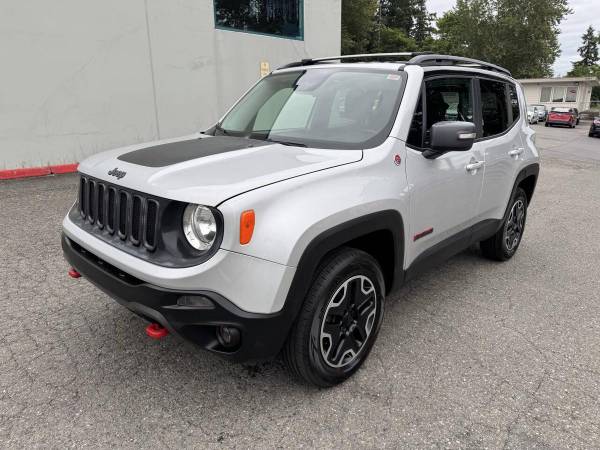 2015 Jeep Renegade ¡APROBACIONES INMEDIATAS! - $7,998 (+ ¡FINANCIAMIENTO DISPONIBLE!)63623288657281120