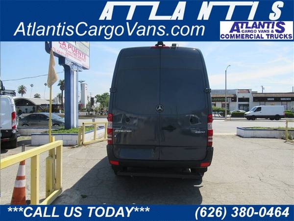 2018 Mercedes-Benz Sprinter 2500 Furgón de Carga Techo Alto 144 WB - $29,99563507612388865122