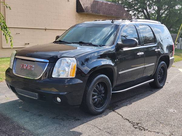 2010 GMC Yukon Denali - $3.975 (W. 7 Mile y Evergreen)63488230904195122