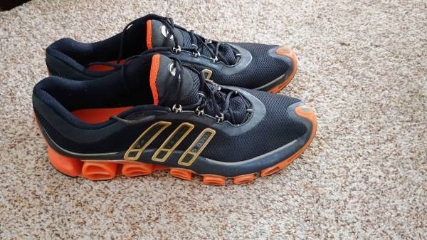 Men's Pre owned Adidas Megaride Size 20. See pics see our other great 1