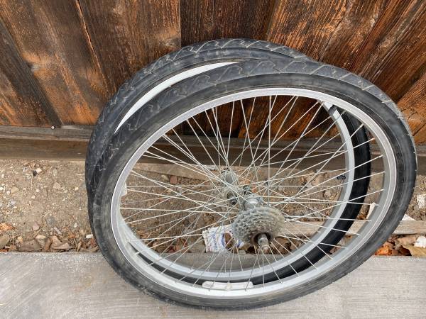 26" front and back rims 1