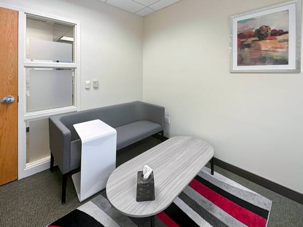 $618 The Perfect Office, Just for You! (Available Now)64180500595073122