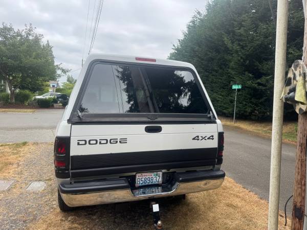 1997 Dodge Ram 2500 regular cab Laramie SLT 4X4  low miles - $7,900 (Lynnwood)63470610117891124