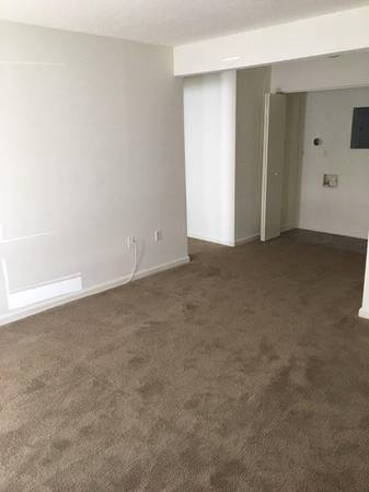 $913 / 2br - 860ft2 - CARMEL SPRING APTS (NEW ORLEANS EAST)63791970035459121