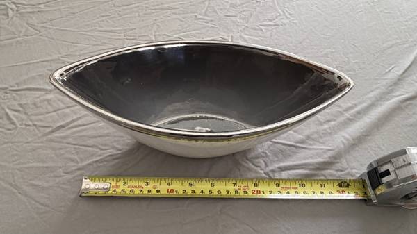 White and Chrome-Colored Boat-Shaped Planter 1