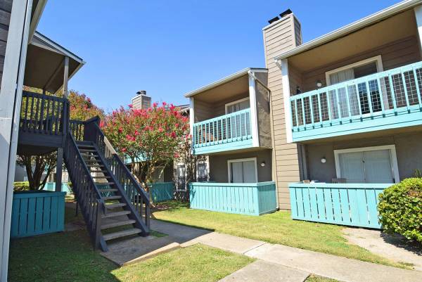 $999 / 2br - 960ft2 - 2bd 2ba, Playground, In Corpus Christi (4101 Brett Street, Corpus Christi, TX)64036541042561122