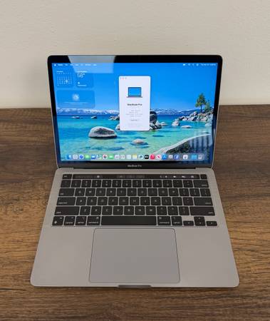 13" MacBook Pro Touchbar M1 8 Core 1
