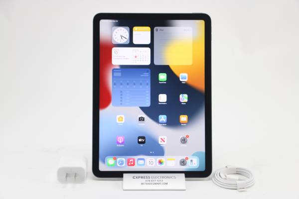 EXCELLENT - Apple iPad Air 5th Gen 64GB Space Gray *WiFi ONLY* 1