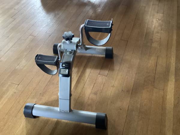 Bicycle peddling exerciser 1