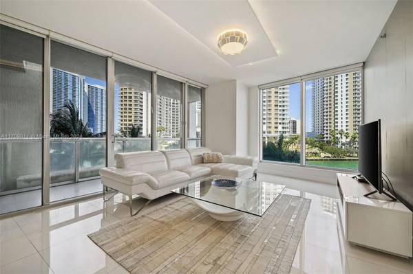 $5,000 / 2br - 13000ft2 - ICON RRICKELL TWO BEDROOM (ICON BRICKELL)63906439810947124