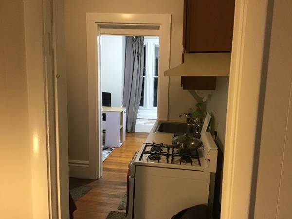 $1,600 / 2br - Private furnished room for sublet near Harvard Yard (Cambridge)63699215785091124