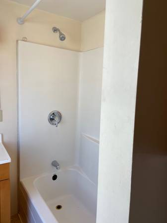 $1,550 / 2br - 800ft2 - Waterbury Village W/ Deck (Waterbury)63992935269122122