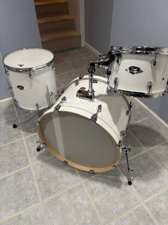 Pearl Drums- 3 Pc.- Customized Kick Drum 1