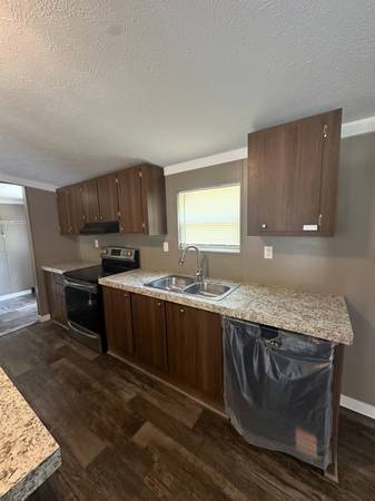 $119,900 / 4br - 1456ft2 - Silsbee REPO - OWNER/MORTGAGE COMPANY FINANCING AVAILABLE! 4/2 + lot (Silsbee)64036371074819121