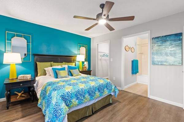 ✨Apply today! Rest of December FREE ✨ 1