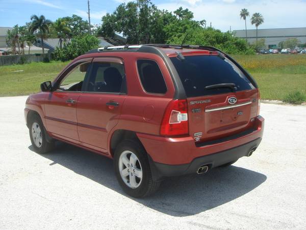 $4950...2010 KIA SPORTAGE LX **4X4**....ONE OWNER....PERFECT AUTOCHECK - $4,950 (www.WHOLESALEAUTOMALL.COM ...Central Pinellas County)63443192240513121