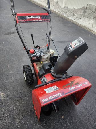 Yardmachines snowblower 1