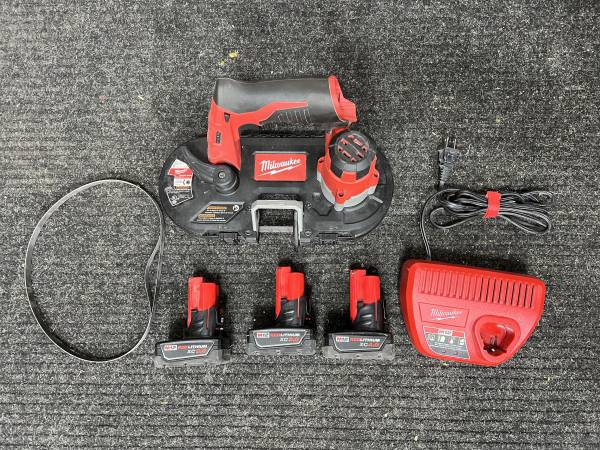 Milwaukee M12 Subcompact Band Saw, batteries, charger, blades 1