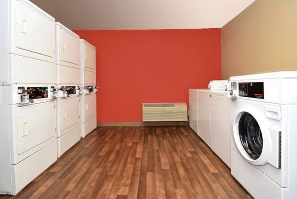 $2,340 / 1br - Fully furnished Studio (Fishkill)64035577998465122