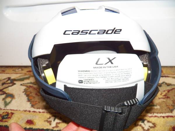 Casco de lacrosse para mujer Cascade LX en excelente estado!! - $85 (Sacket's Harbor, NY)63439307195267122