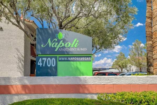 $1,399 / 2br - 1075ft2 - Close to Restaurants, Walk-In Closet, Fitness Center (4700 W Rochelle Ave, Las Vegas, NV)63859500384897121