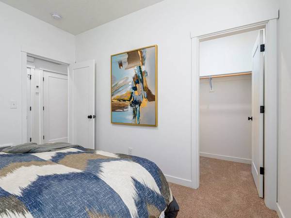 $2,599 / 2br - 922ft2 - Your next chapter starts now: Perfect 2 BR, 2 BA spaces. (Tigard)63914739468419124