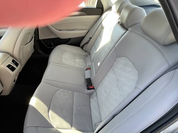 2016 HYUNDAI SONATA SPORT ONLY 61K CLEAN CAR - $10,495 - $10,49563615272414339124