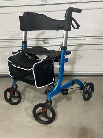 Rollator Walkers for Seniors-Folding Rollator Walker with Seat 1