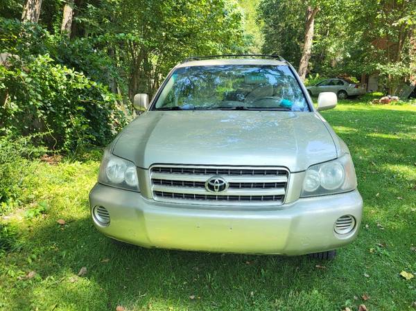 2003 Toyota Highlander - $2,900 (Hopewell Junction)63436937977985121