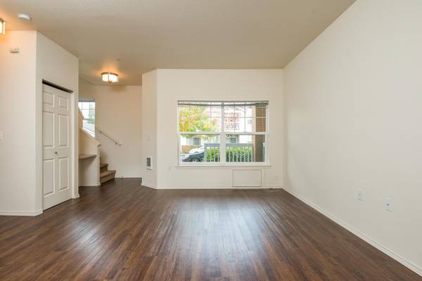 $2,289 / 2br - 1366ft2 - $1,000 Off 1st Month's Rent on Select Apartments! Call for Details. (Wilsonville - Memorial Park, Clackamas County, Town Center)63831327025665124
