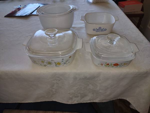 Vintage Corningware dishes 1