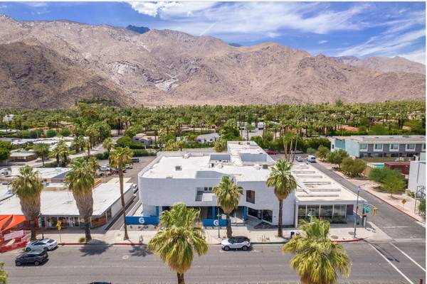 $2,500 / 1500ft2 - UPTOWN DESIGN DISTRICT LOFT OFFICE 1500 SQ FT (PALM SPRINGS UPTOWN DESIGN DISTRICT)63758480938115121
