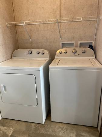 $1 / 3br - FOR SALE 3 BEDROOM 2 BATH $53999 (lansing)63620275555073122