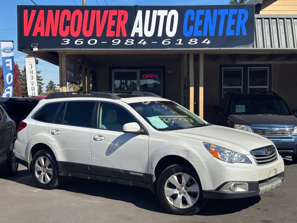 2011 Subaru Outback 2.5i Limited – AWD • 4-CYLINDER • GREAT WAGON! 1