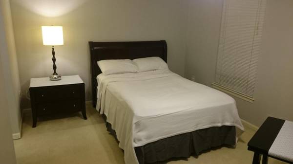 $1.000 / 1 dormitorio - 300 pies² - ADOSADO (RESTON) - AMUEBLADO - TODO INCLUIDO / MES A MES / HABITACIONES DISPONIBLES (RESTON, VA)63511512022401124