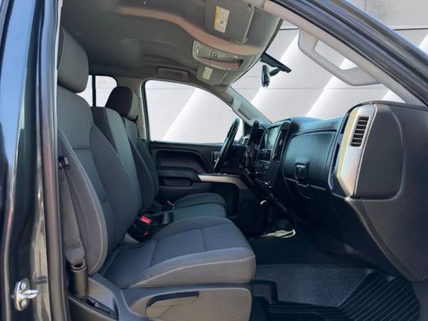 2018 Chevrolet Silverado 1500 Crew - Photo 10