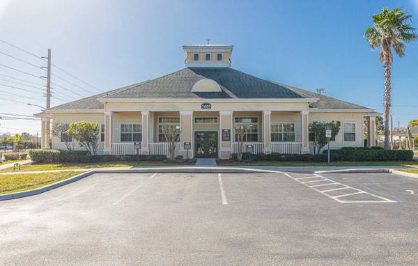 $1,019 / 1br - 887ft2 - Two paws up for our 1 BR / 1 BA! Cocoa's top pet-friendly spot. (Cocoa)63923537048067120