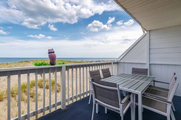 $2000.00 / 2br - 500ft2 - 14 Atlantic Avenue Unit 463931659865475120