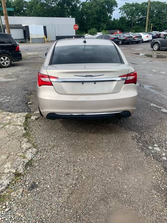 2013 CHRYSLER 200 LX - $2,195 (INDIANAPOLIS)63621979198339123