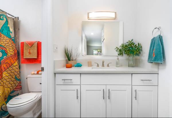 🌴 Live Your Best Life in Westminster! 🏡 Spacious 1-Bedroom 1