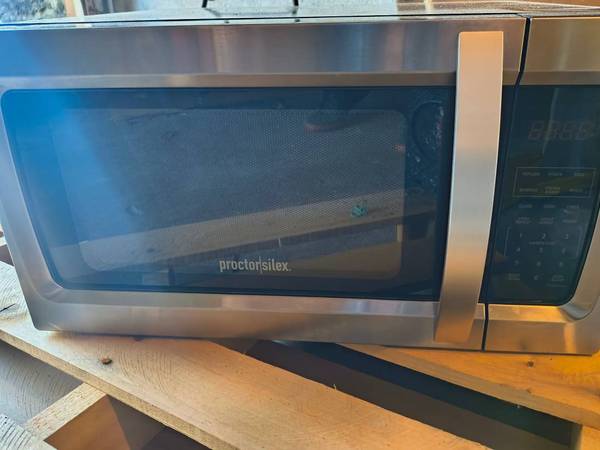 Microwave 1