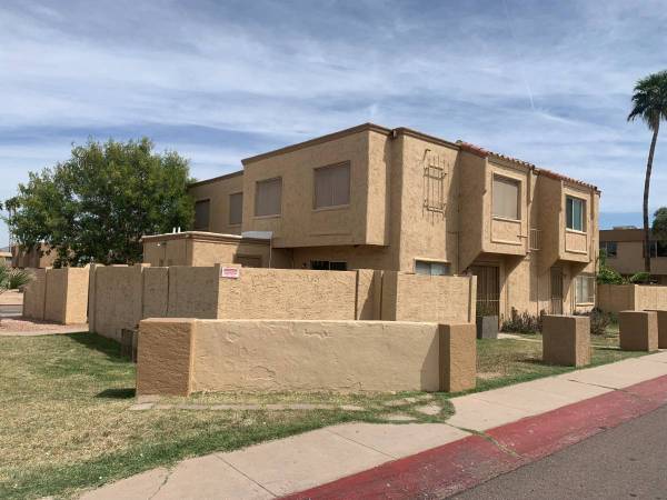 3br - 1008ft2 - Beautiful 3br/1ba Townhouse for Rent, Excellent Locati 1